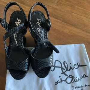 NWT Alice & Olivia Snakeskin Peep Toe Wedges